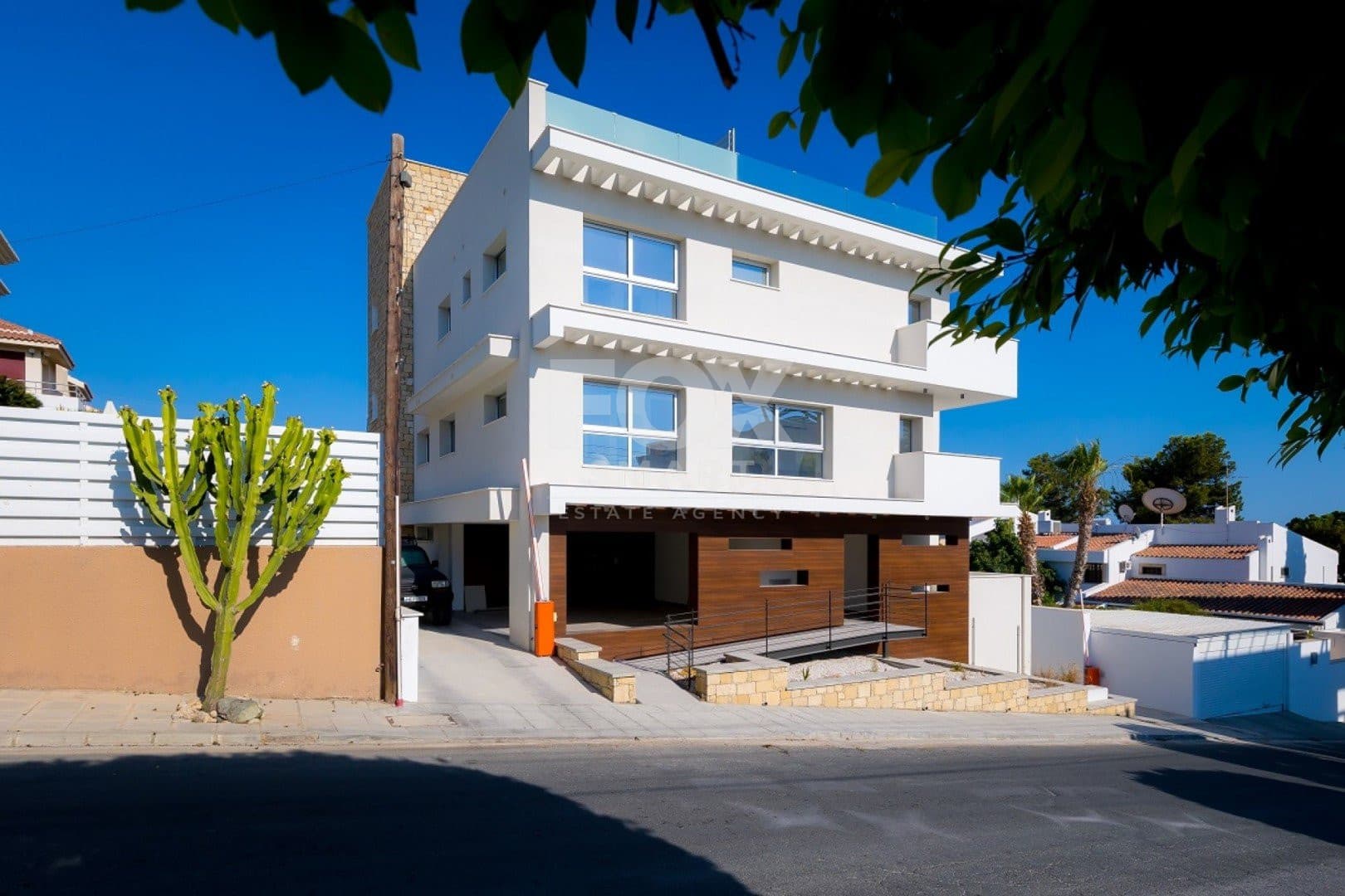 8 Bedroom Apartment Complex for Sale in Limassol, Agia Paraskevi