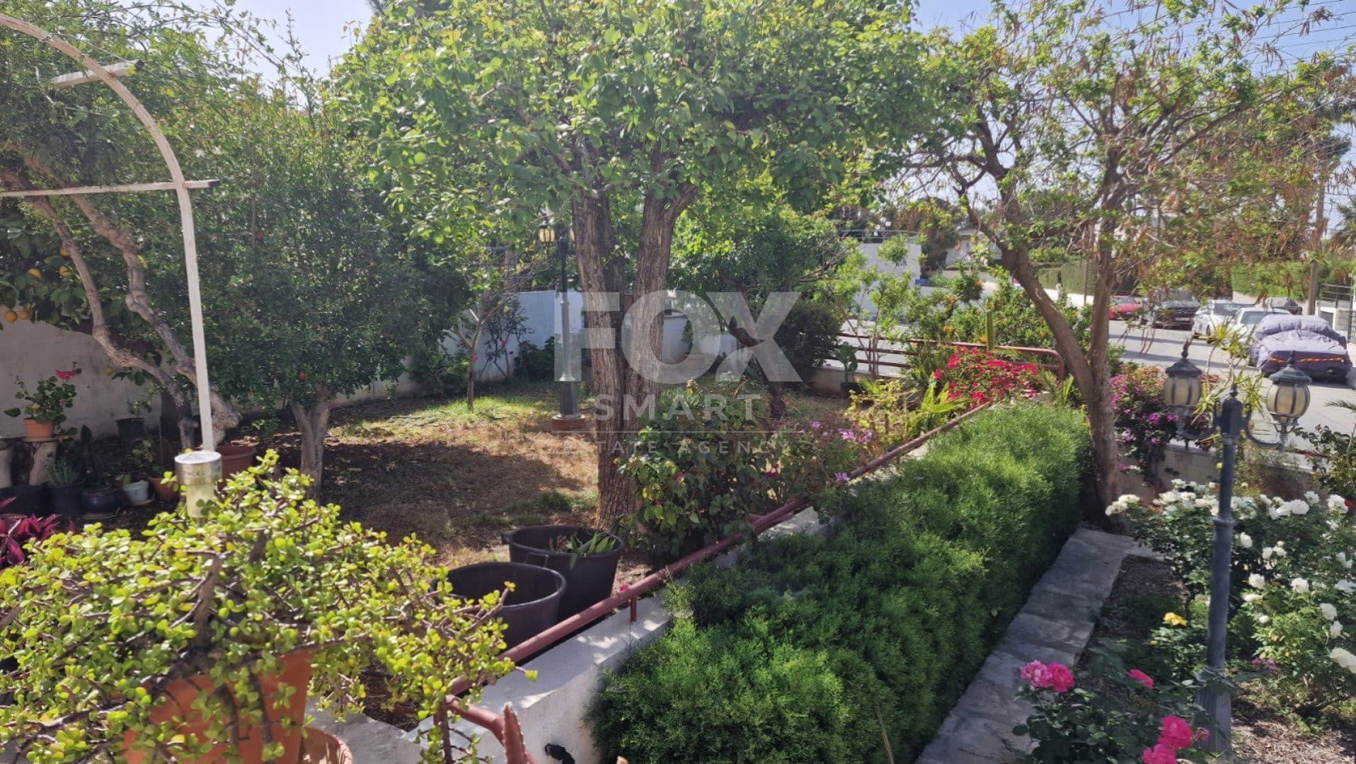 4 Bedroom Detached House for Sale in Limassol, Agios Tychon
