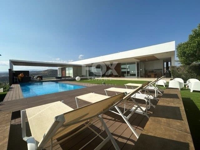 5 Bedroom Villa for Sale in Limassol, Panthea