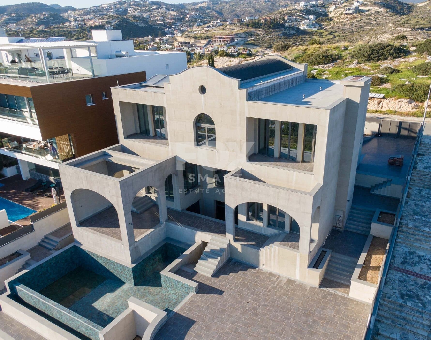 5 Bedroom Villa for Sale in Limassol, Amathounta