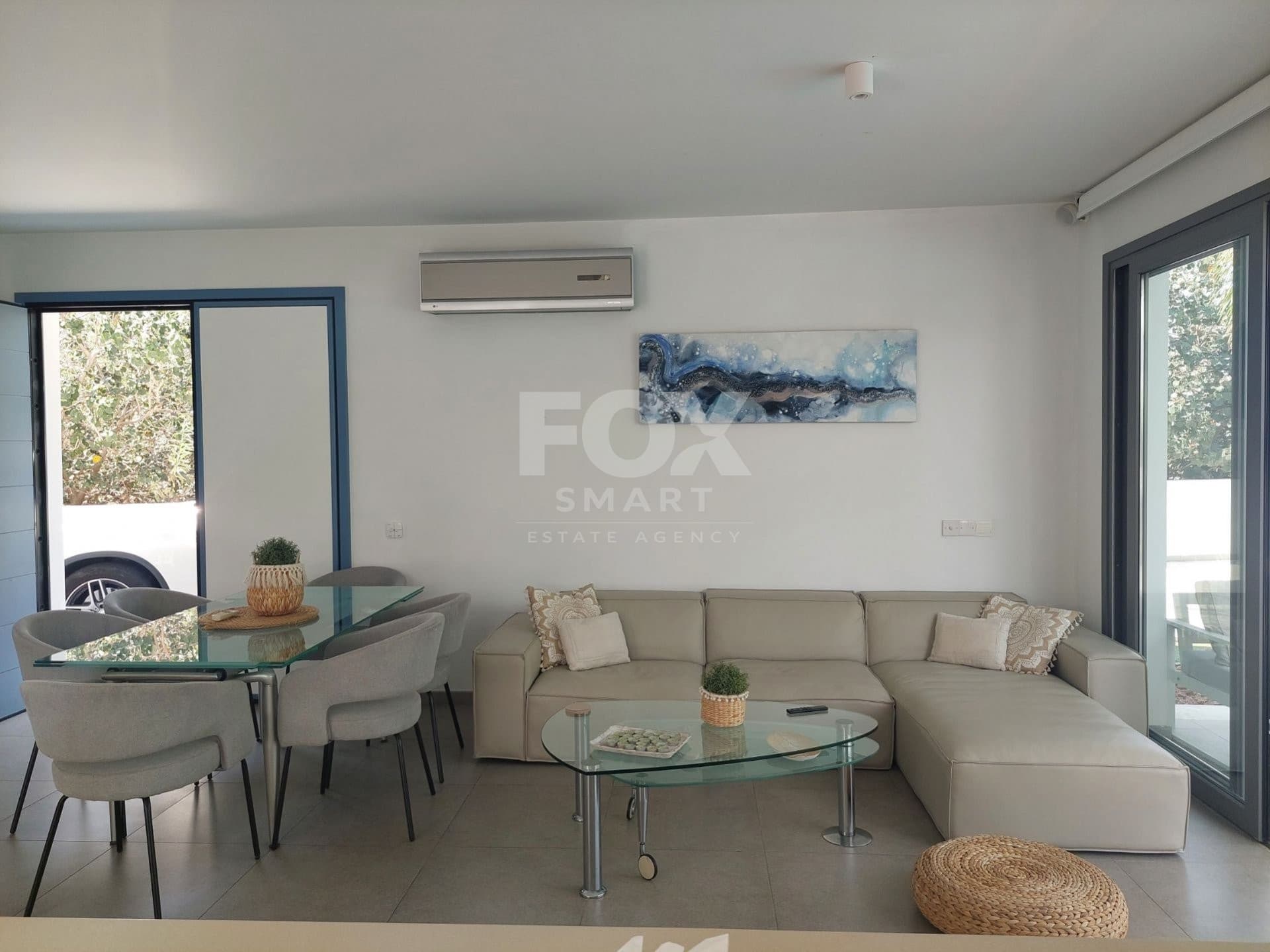 5 Bedroom Detached House for Rent in Limassol, Governor's Beach