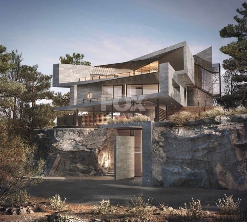 4 Bedroom Villa for Sale in Limassol, Agios Tychon - Tourist Area