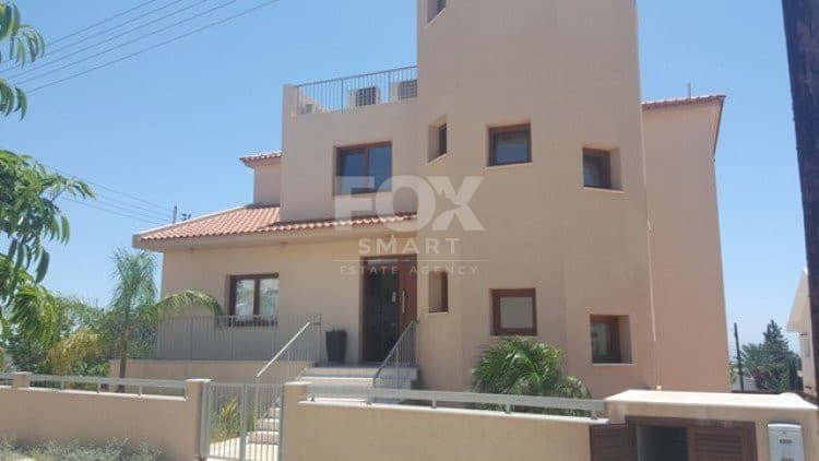 6 Bedroom Detached House for Sale in Limassol, Agia Filaxi