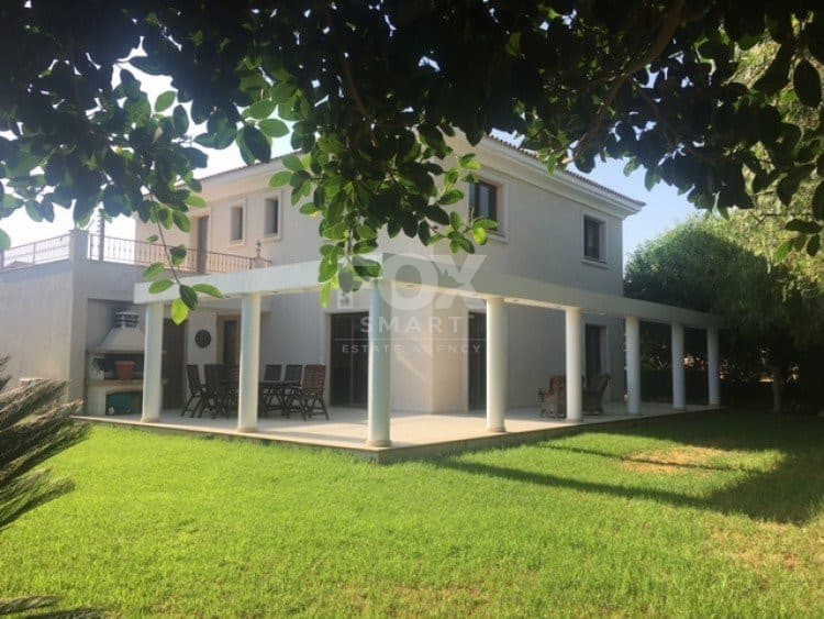 4 Bedroom Detached House for Sale in Limassol, Ypsonas