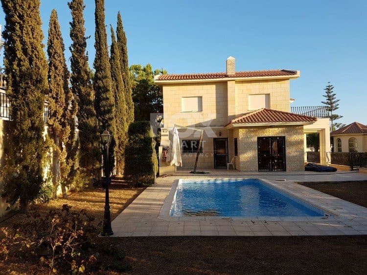 7 Bedroom Detached House for Sale in Limassol, Agios Tychon