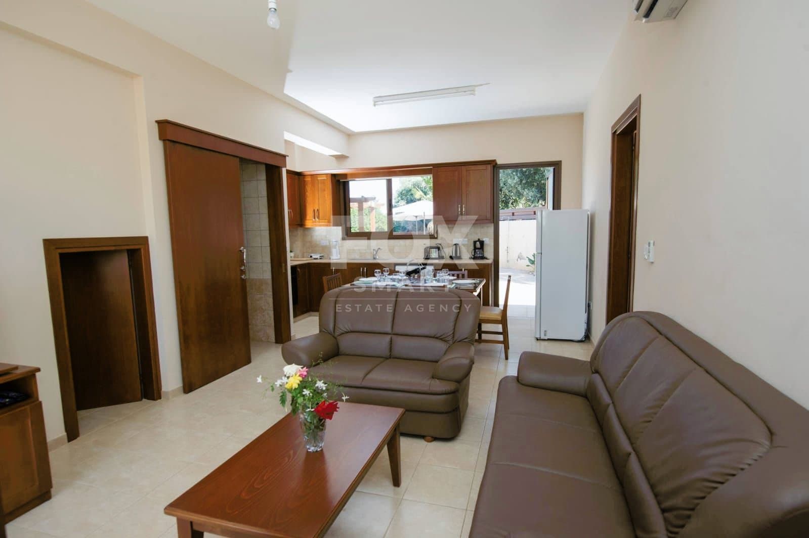 2 Bedroom Maisonette for Rent in Paphos, Nea Dimmata