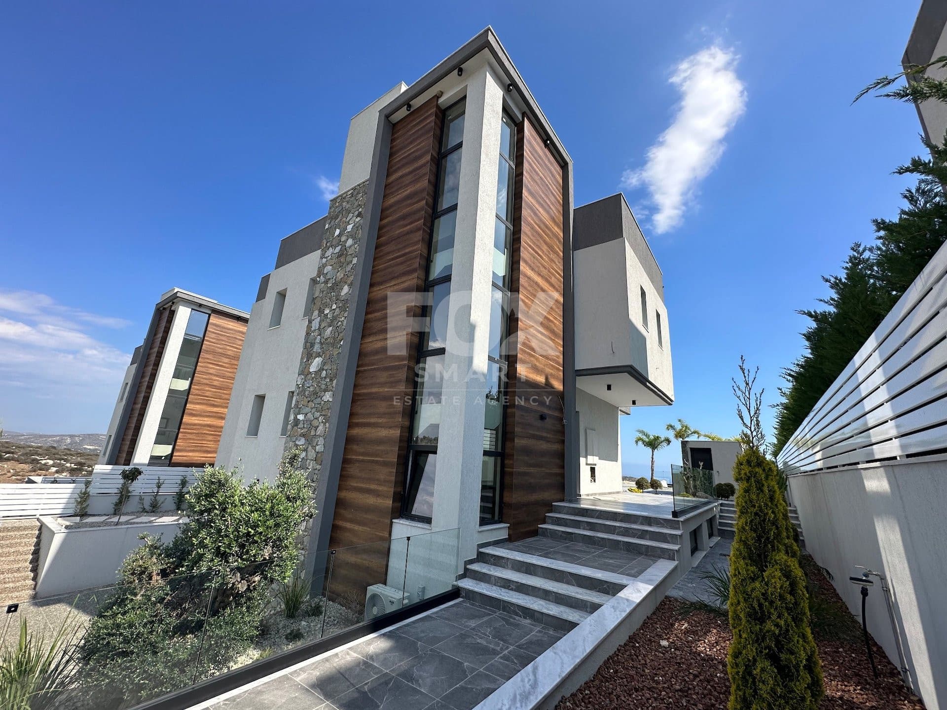 4 Bedroom Detached House for Rent in Limassol, Parekklisia