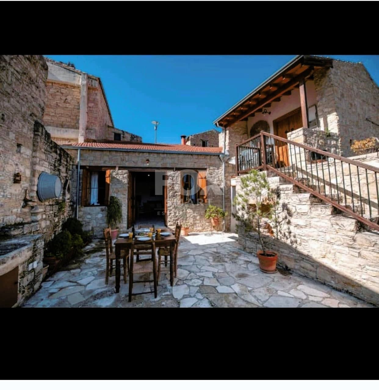 5 Bedroom Detached House for Sale in Limassol, Lofou