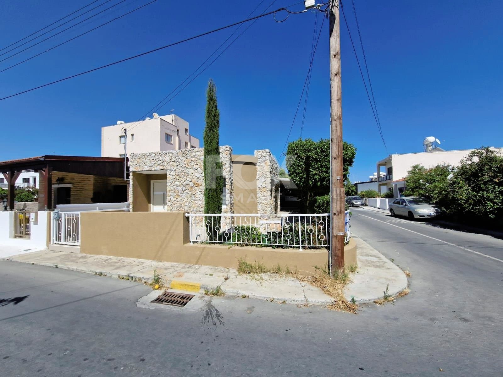 2 Bedroom Detached House for Rent in Limassol, Agios Antonios