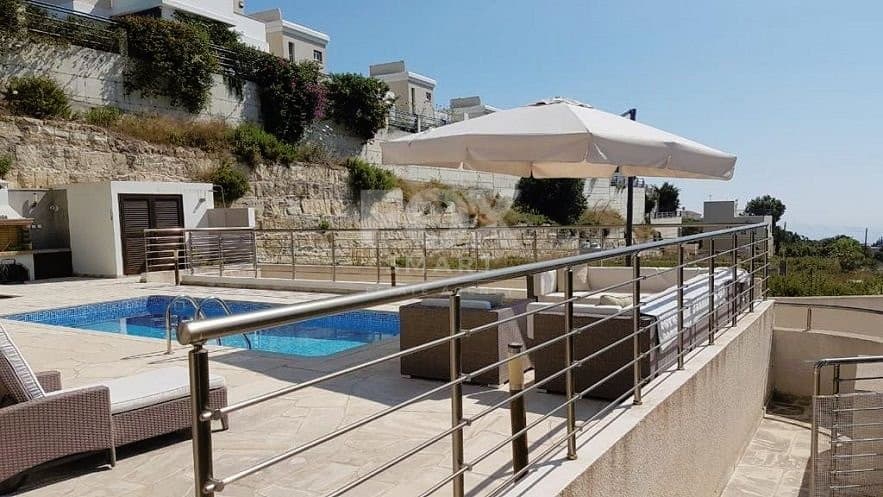 3 Bedroom Villa for Sale in Paphos, Tala