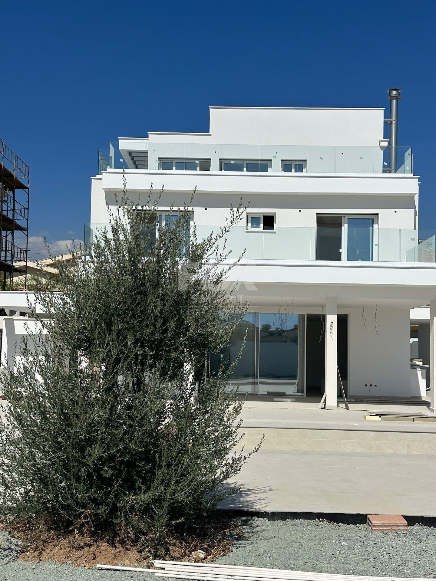 5 Bedroom Detached House for Rent in Limassol, Kalogyros