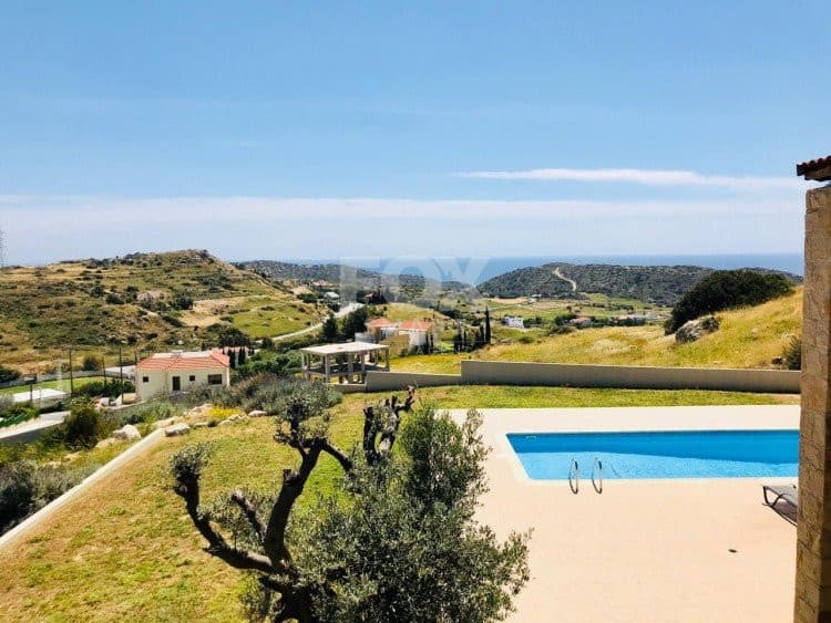4 Bedroom Detached House for Sale in Limassol, Parekklisia