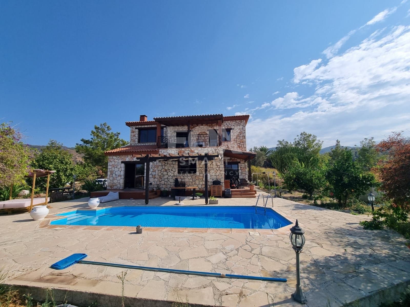 4 Bedroom Villa for Sale in Paphos, Agia Marina Chrysochous
