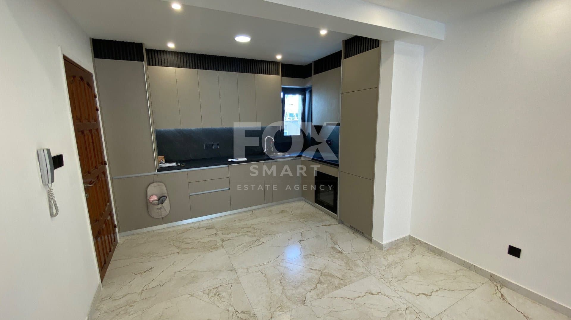 2 Bedroom Apartment for Sale in Paphos, Universal