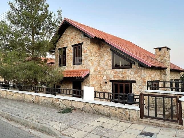 4 Bedroom Detached House for Sale in Limassol, Souni-Zanakia