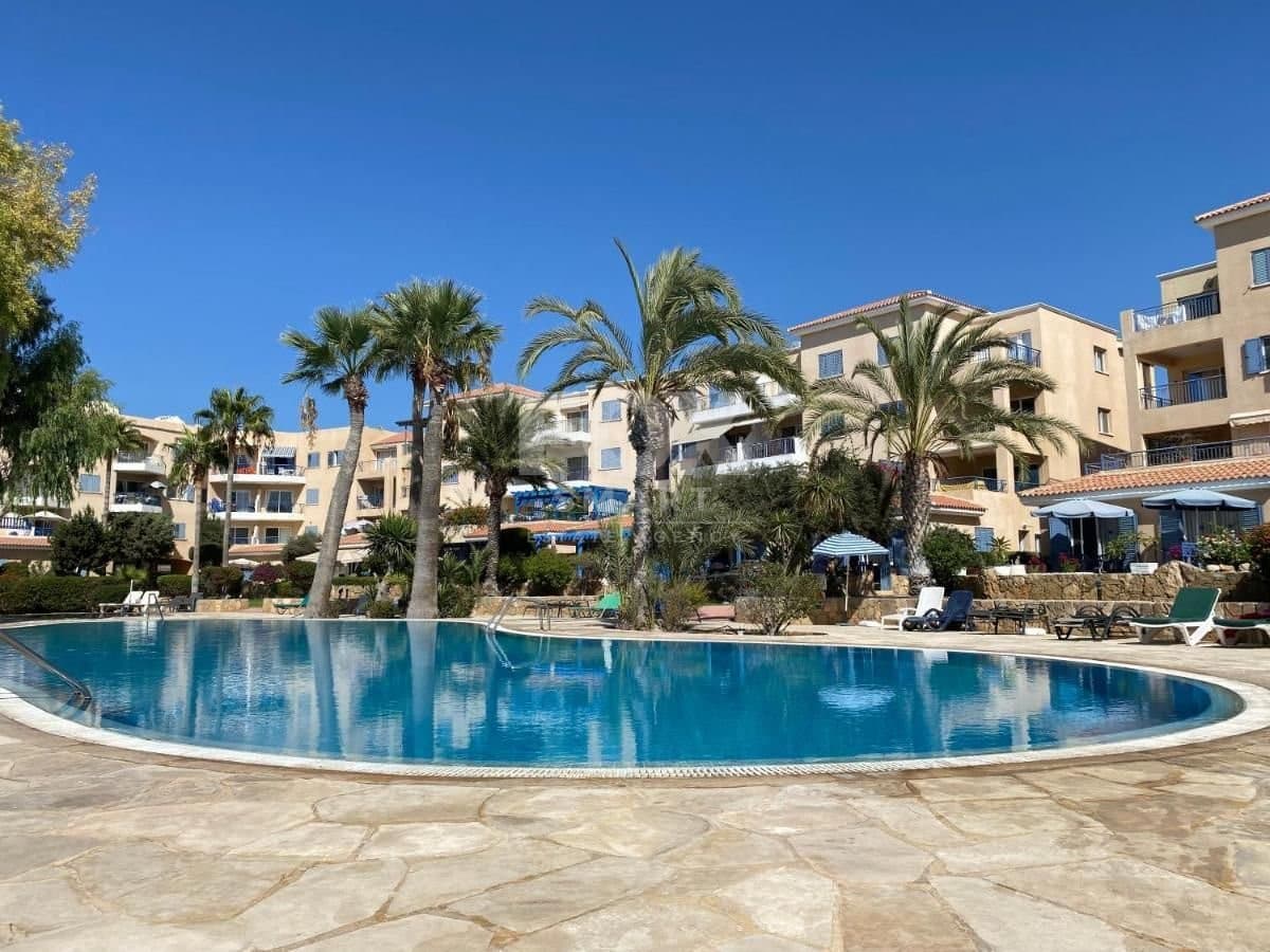 1 Bedroom Apartment for Sale in Paphos, Tombs Of the Kings