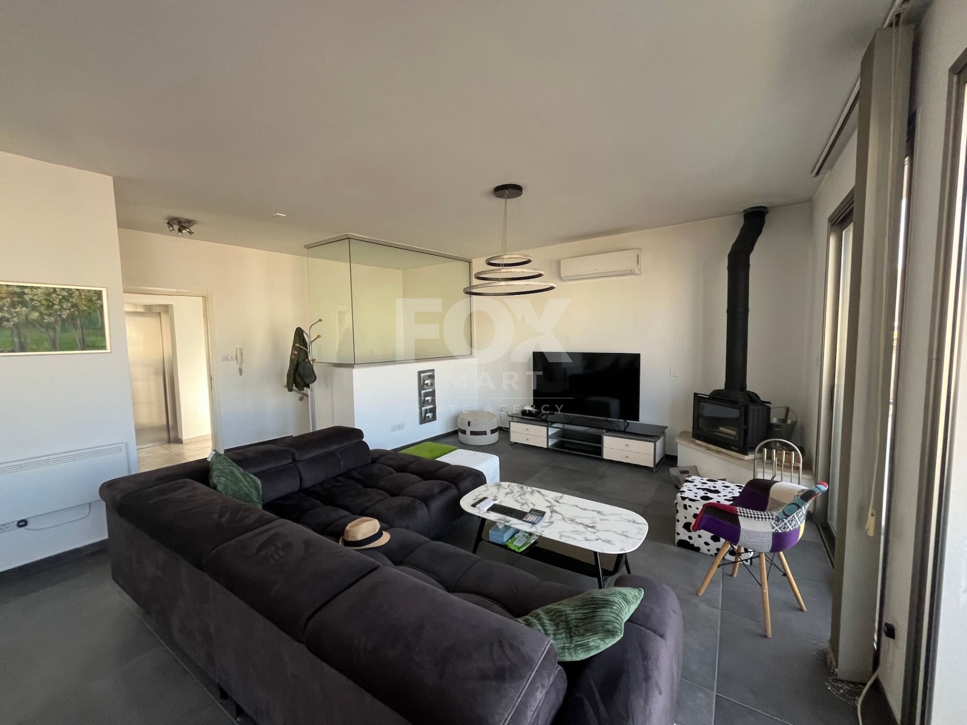 3 Bedroom Apartment for Rent in Limassol, Historical Center