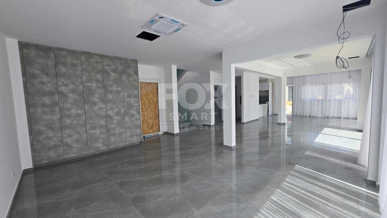 5 Bedroom Villa for Rent in Limassol, Agios Tychon