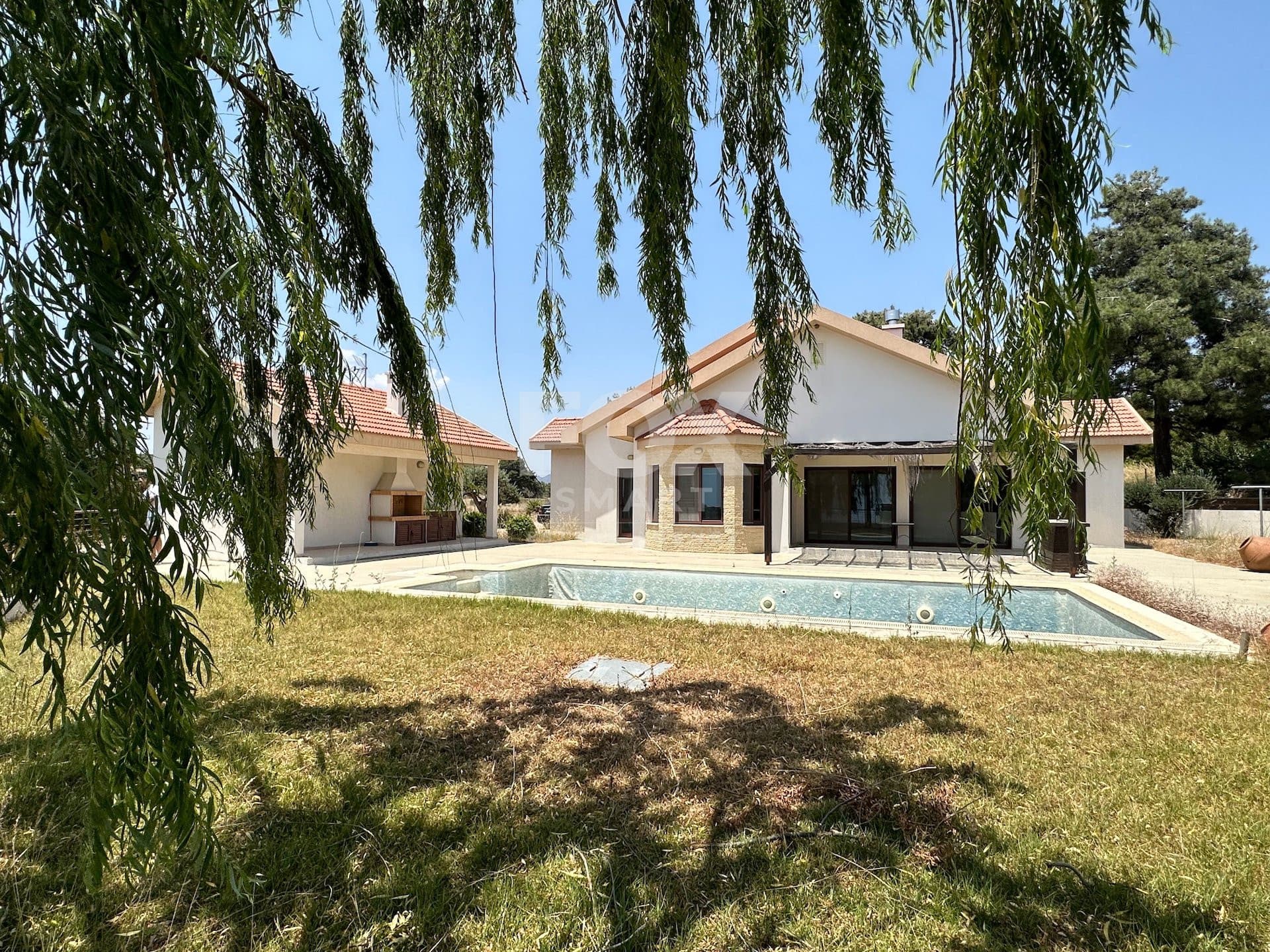 4 Bedroom Villa for Sale in Limassol, Kellaki