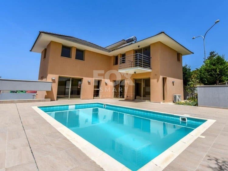 4 Bedroom Detached House for Sale in Limassol, Pyrgos - Tourist Area