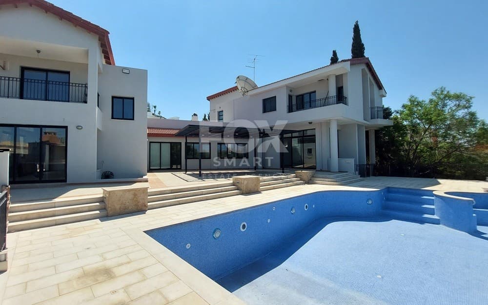 5 Bedroom Detached House for Sale in Paphos, Geroskipou