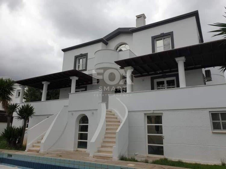 5 Bedroom Detached House for Sale in Limassol, Kalogyros