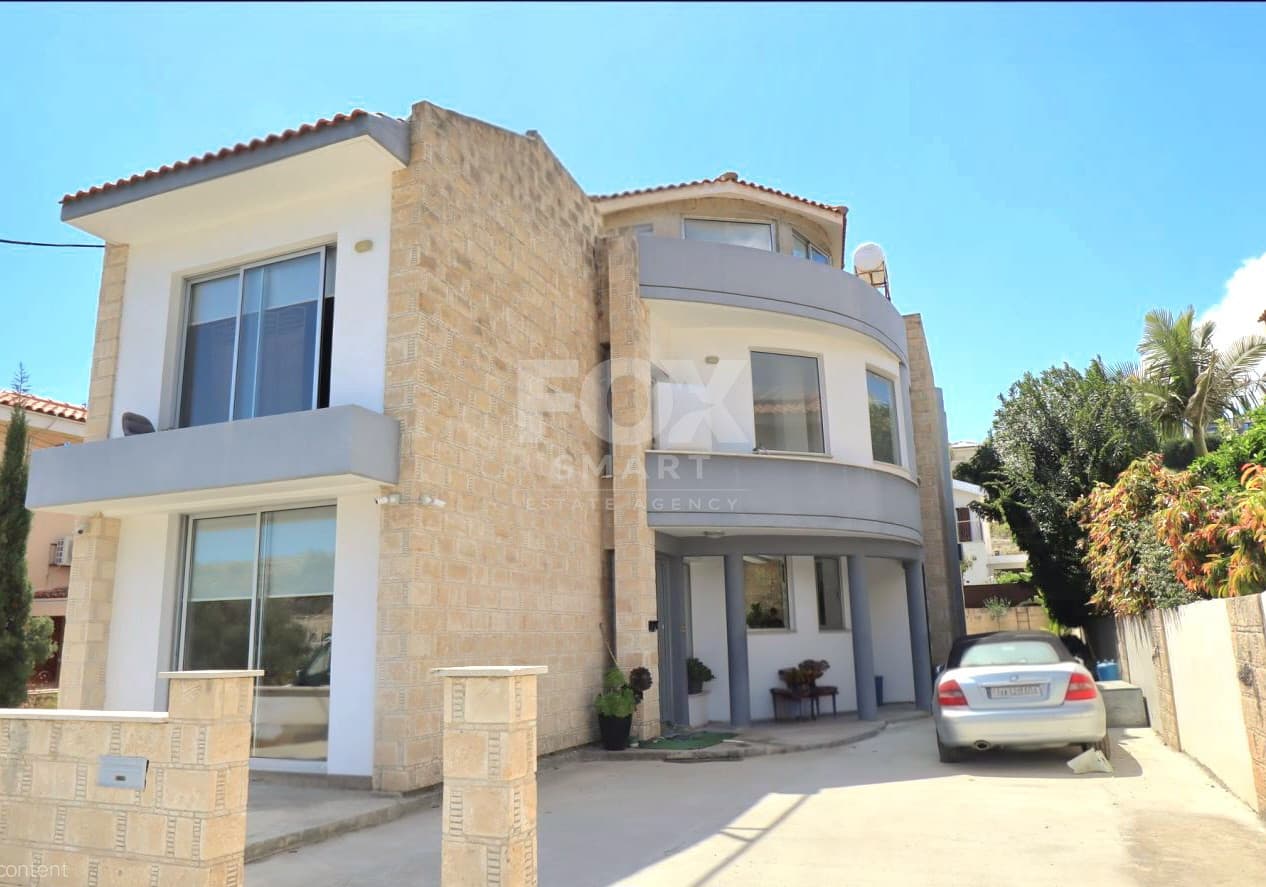 5 Bedroom Villa for Rent in Limassol, Agios Athanasios