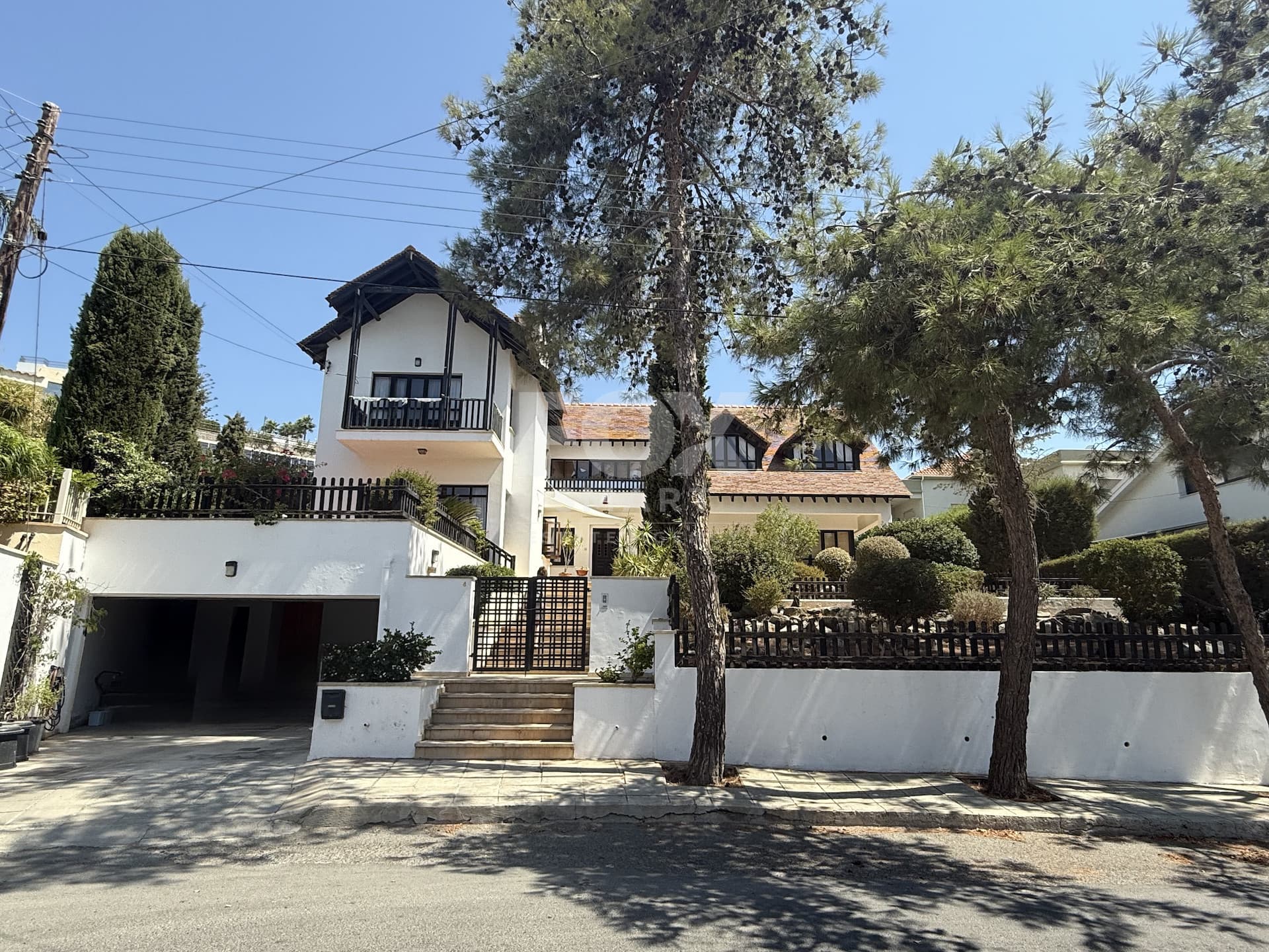 4 Bedroom Villa for Sale in Limassol, Agia Filaxi