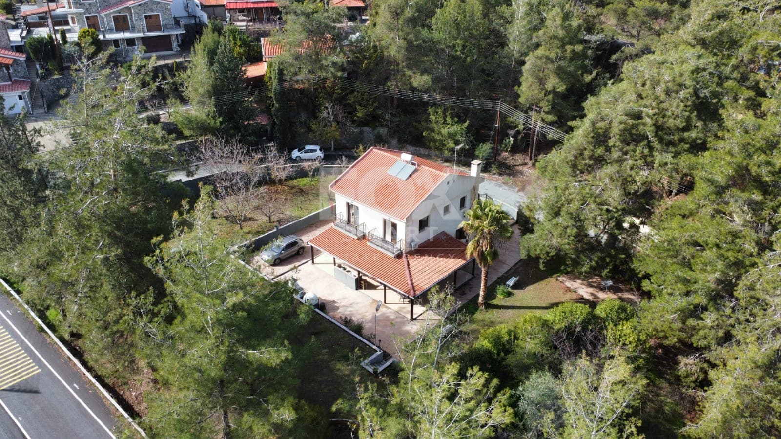 4 Bedroom Detached House for Sale in Limassol, Moniatis
