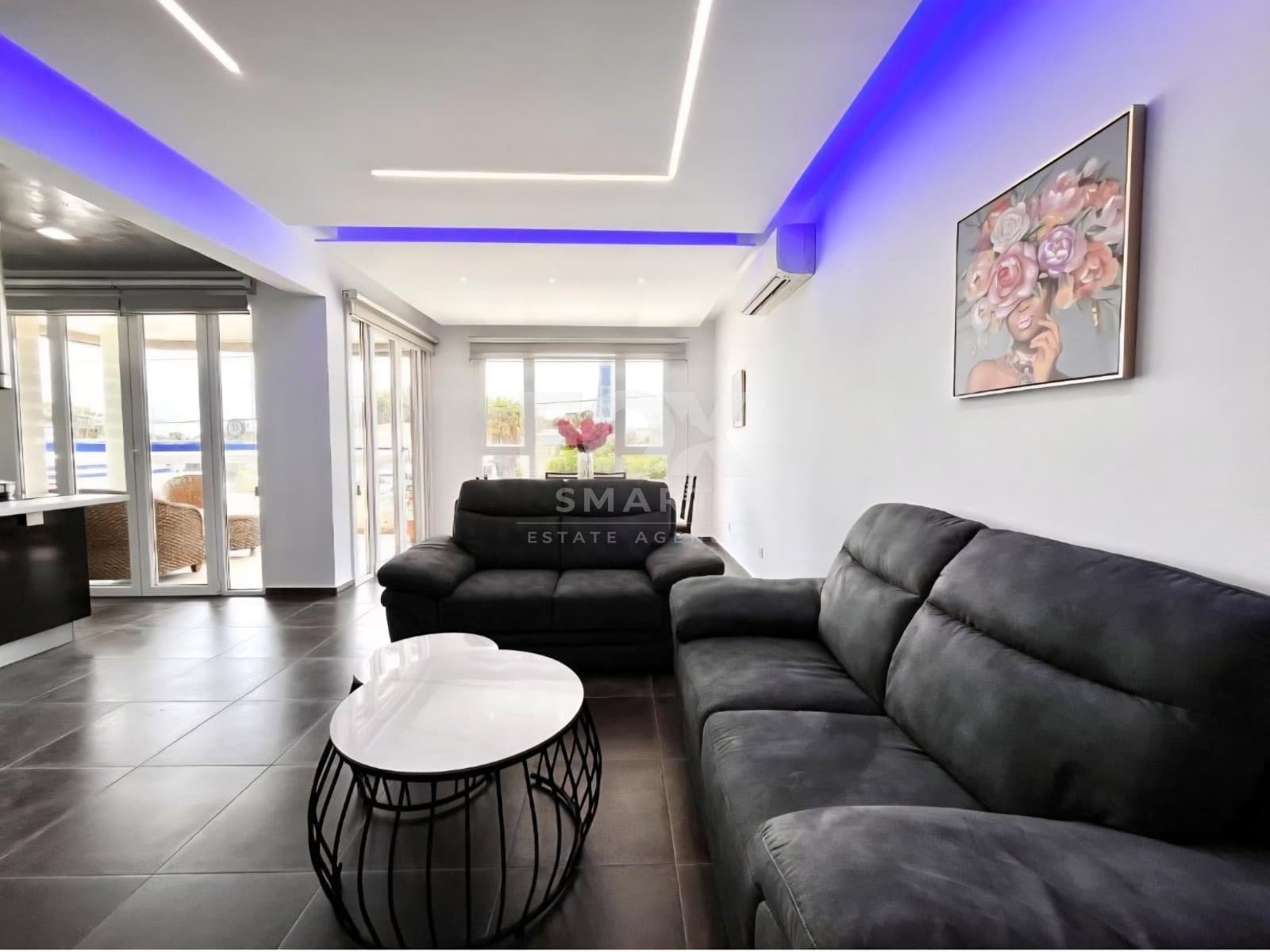 2 Bedroom Apartment for Rent in Limassol, Agios Athanasios - Tourist Area