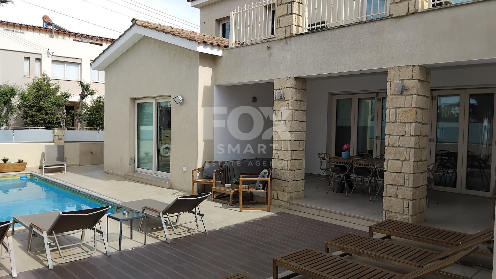 6 Bedroom Villa for Rent in Paphos, Universal