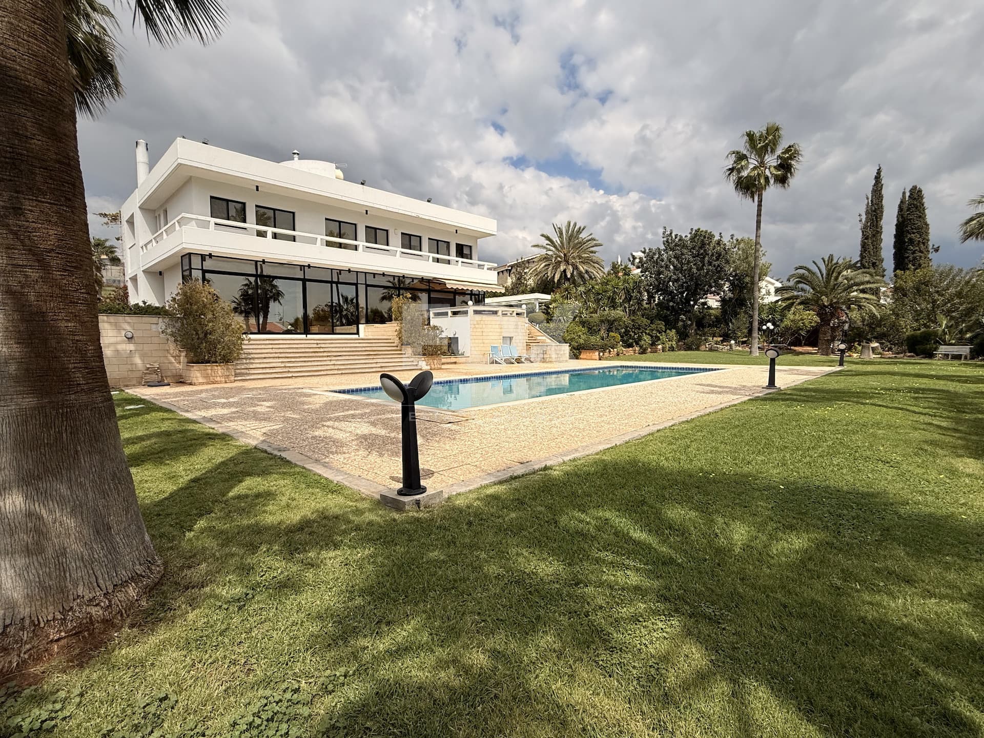 4 Bedroom Villa for Sale in Limassol, Germasogeia