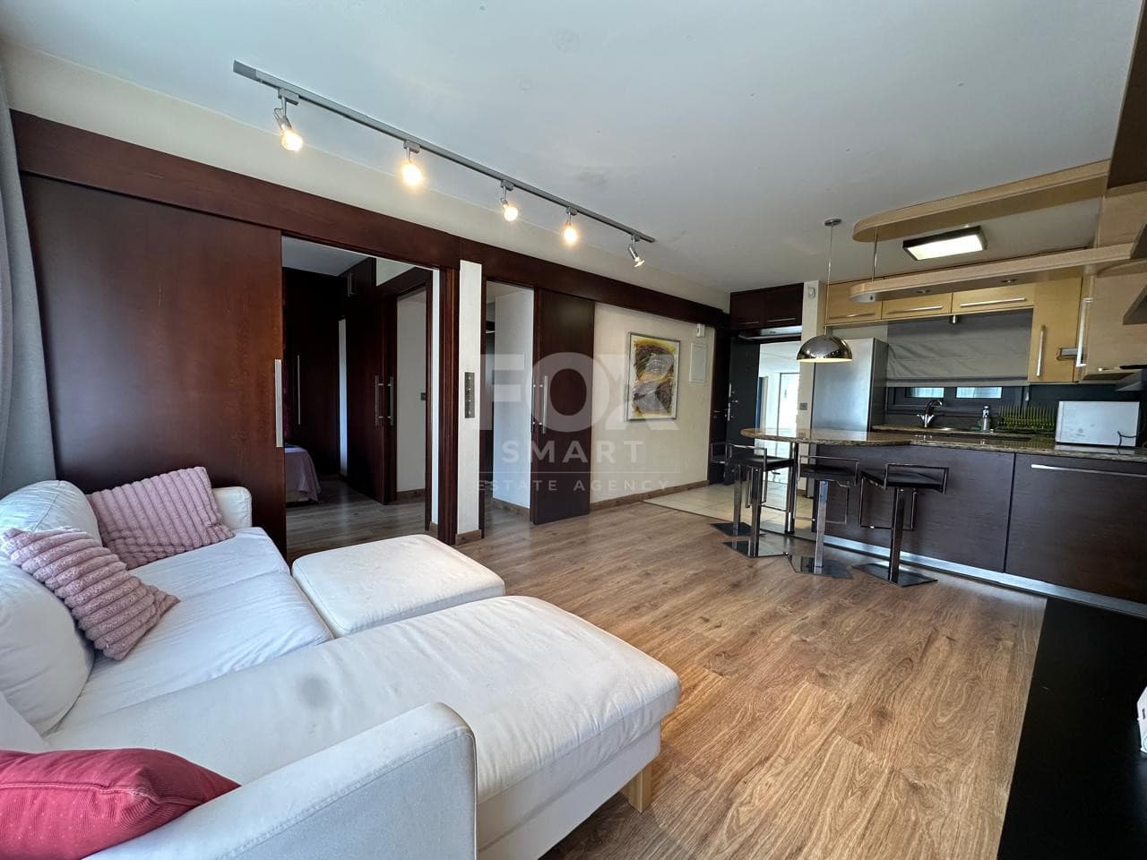 2 Bedroom Apartment for Rent in Limassol, Agios Tychon - Tourist Area