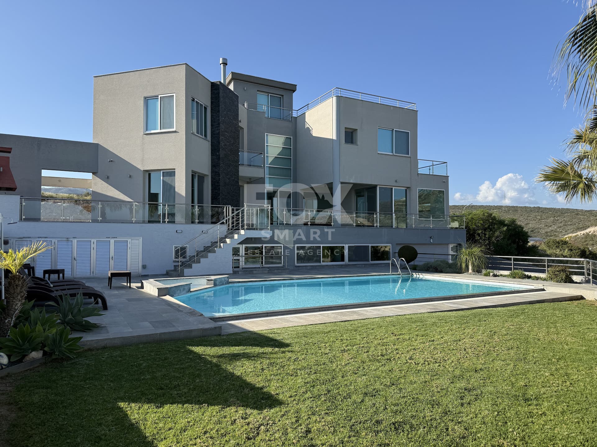 4 Bedroom Detached House for Rent in Limassol, Agios Athanasios
