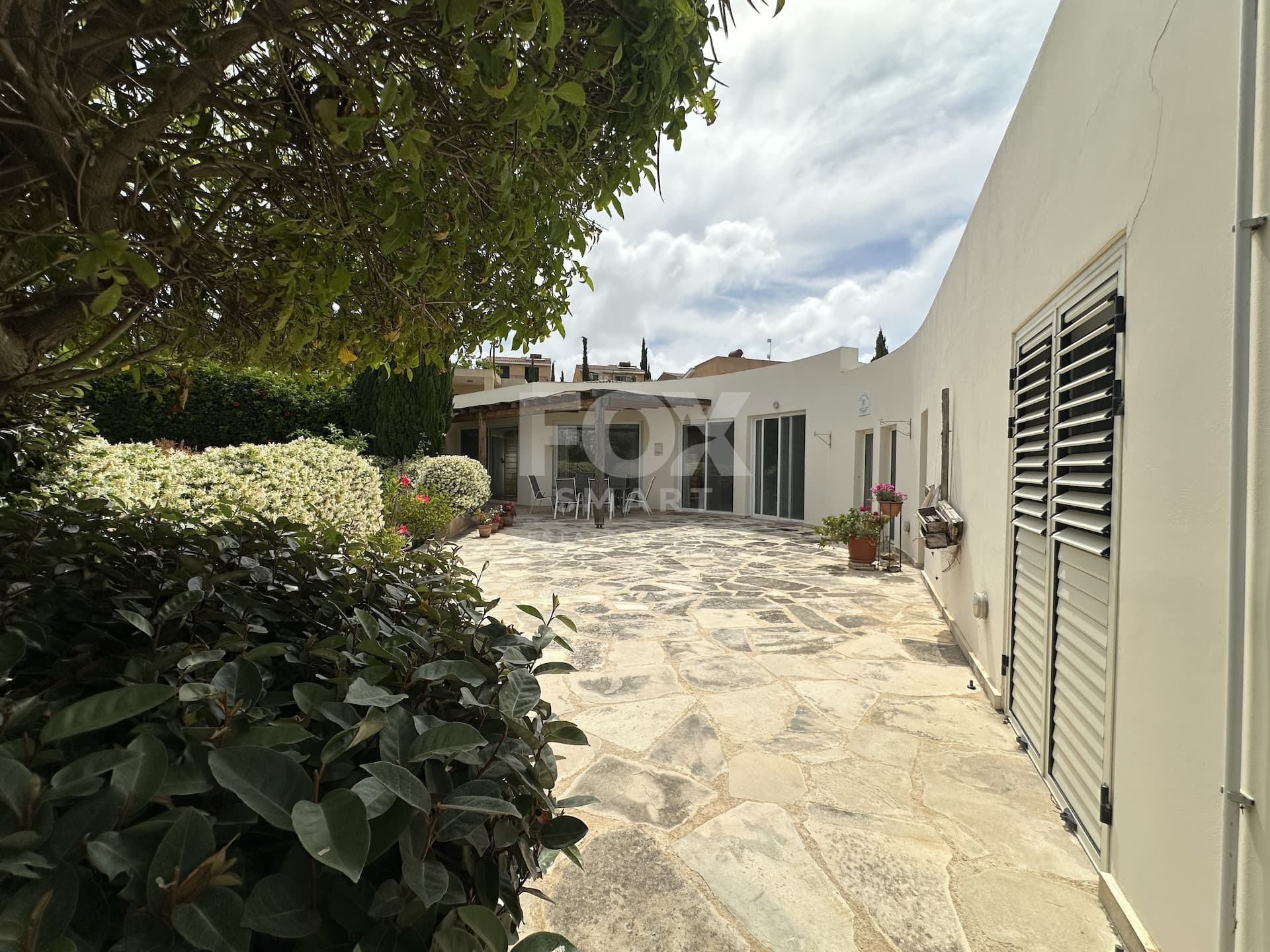 3 Bedroom Bungalow for Sale in Paphos, Chlorakas