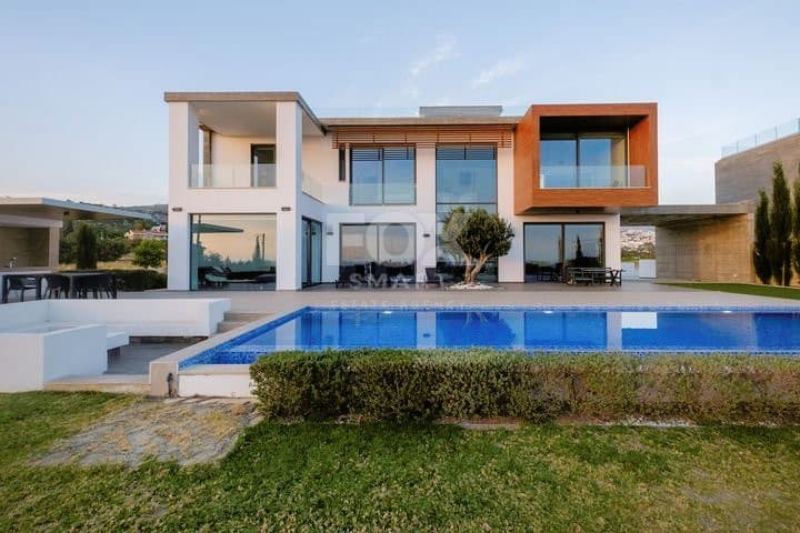 4 Bedroom Villa for Sale in Paphos, Peyia