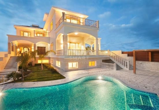 4 Bedroom Villa for Sale in Limassol, Agios Tychon