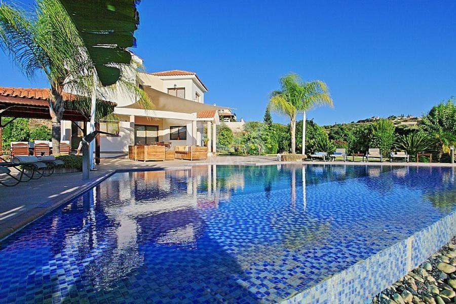 4 Bedroom Villa for Rent in Paphos, Steni