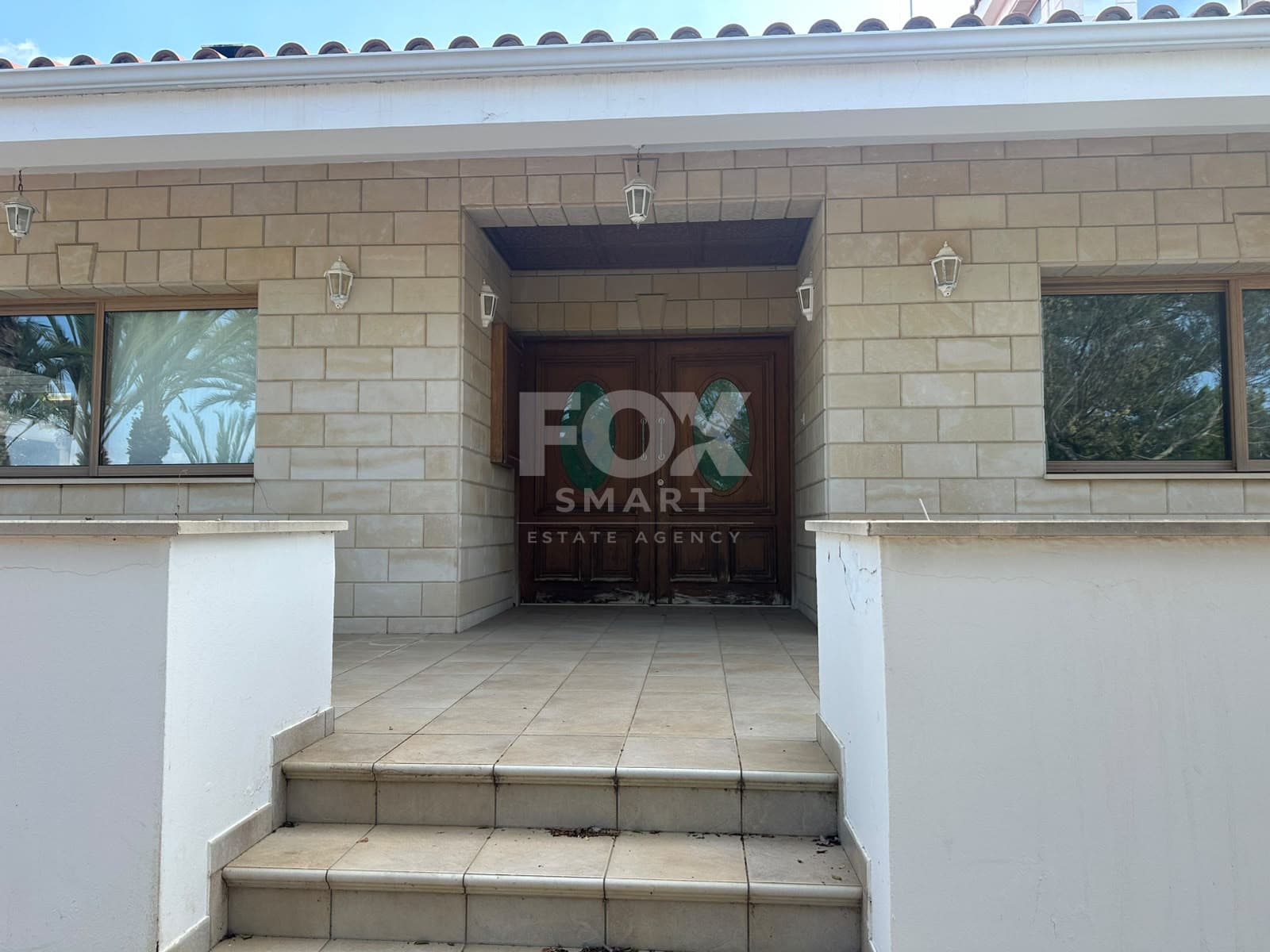 7 Bedroom Villa for Sale in Paphos, Chlorakas