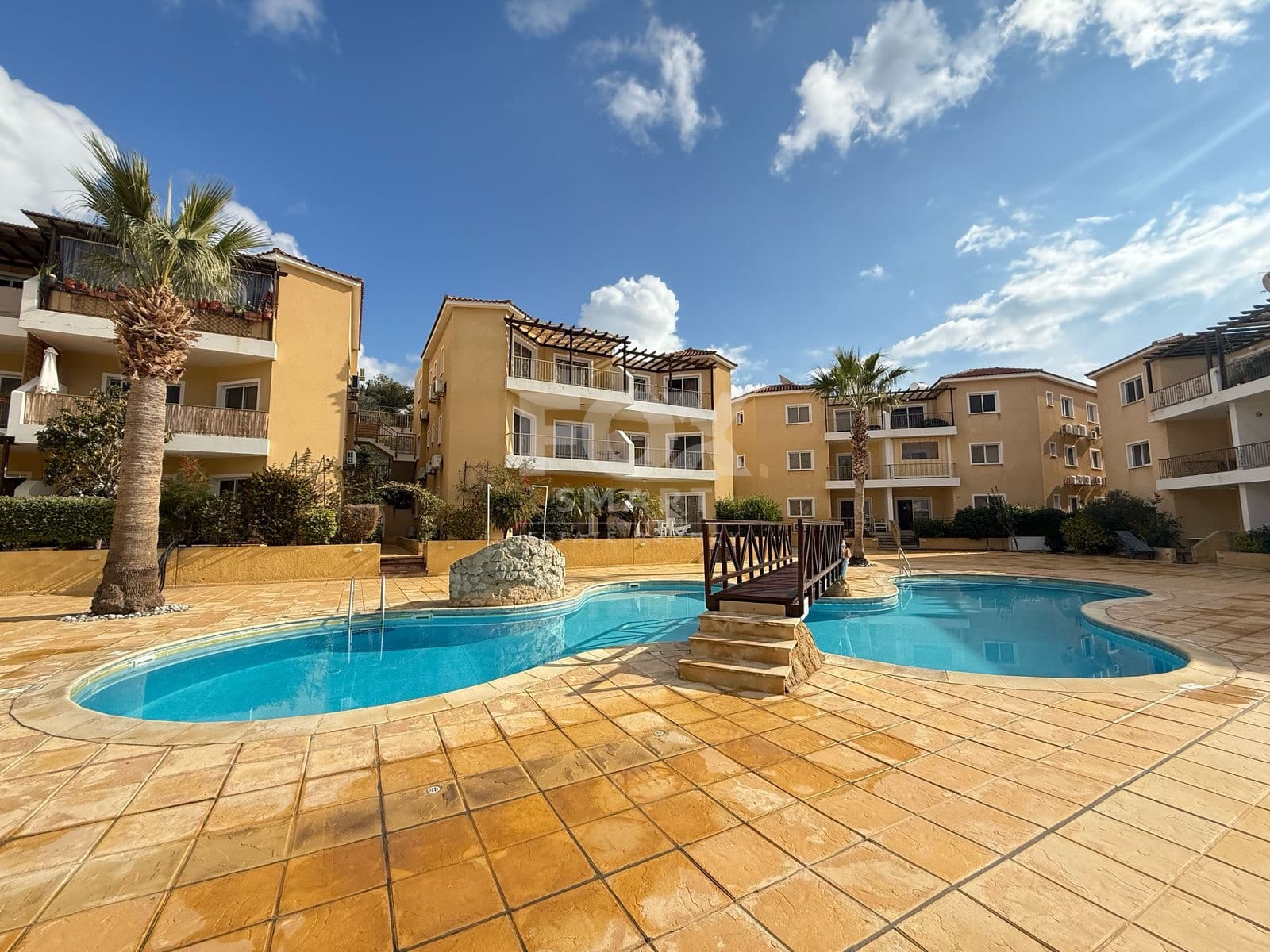 2 Bedroom Apartment for Sale in Paphos, Universal