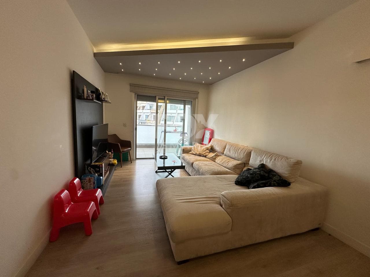 2 Bedroom Apartment for Rent in Limassol, Agios Tychon - Tourist Area