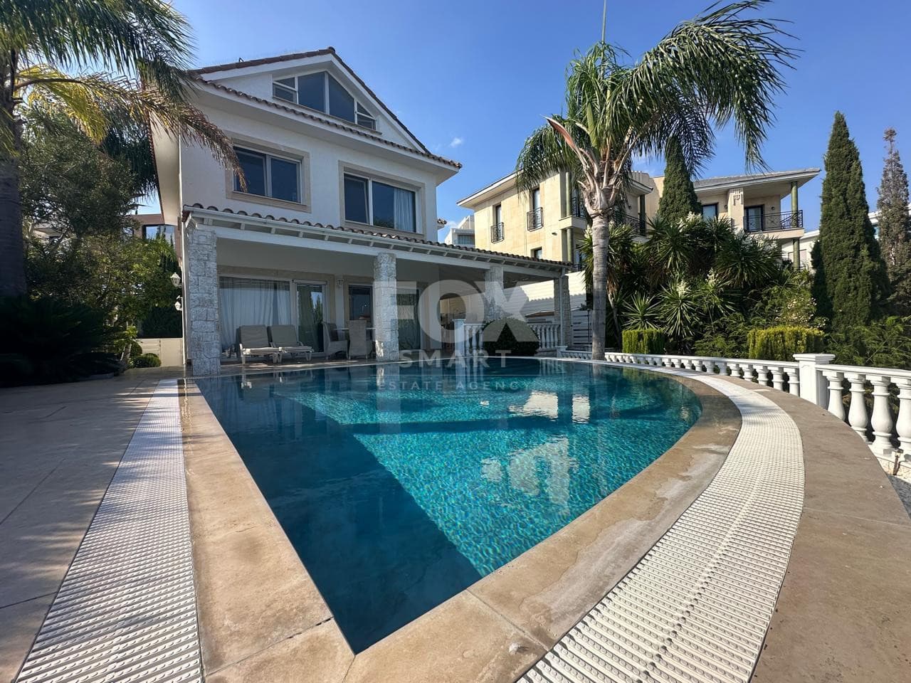 4 Bedroom Villa for Sale in Limassol, Agios Tychon - Tourist Area
