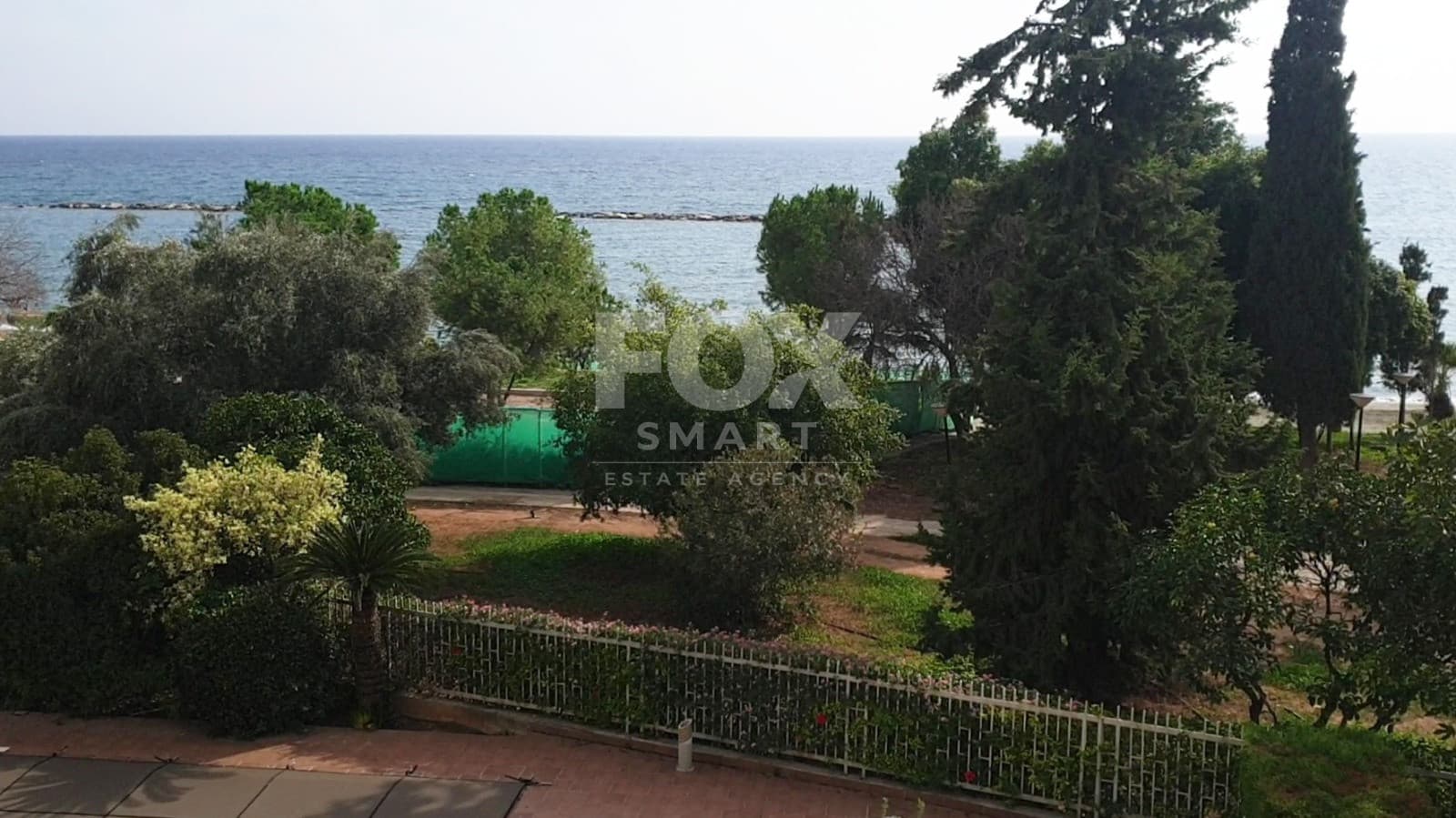 4 Bedroom Apartment for Sale in Limassol, Agios Tychon - Tourist Area