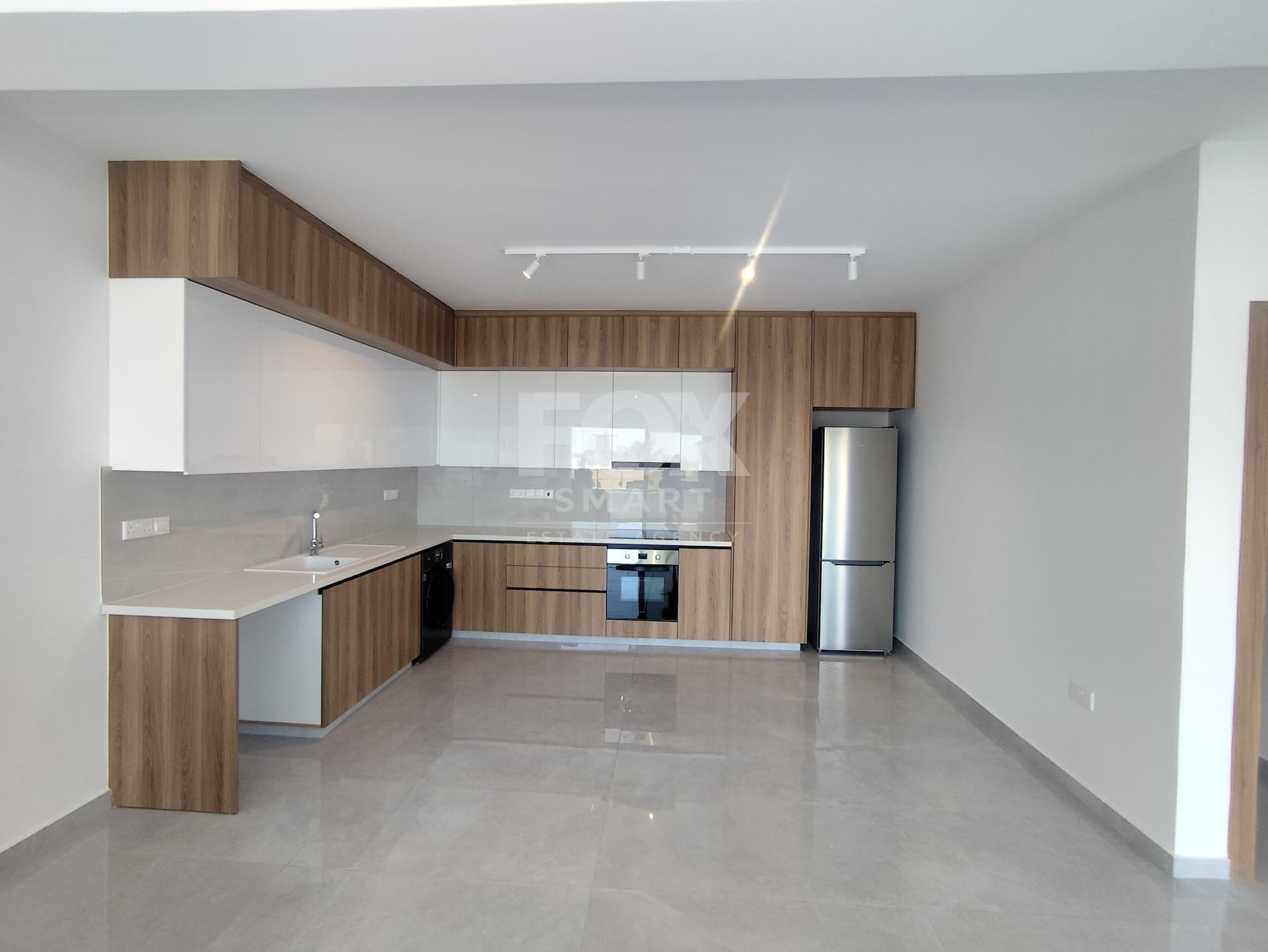 3 Bedroom Detached House for Rent in Limassol, Omonoia