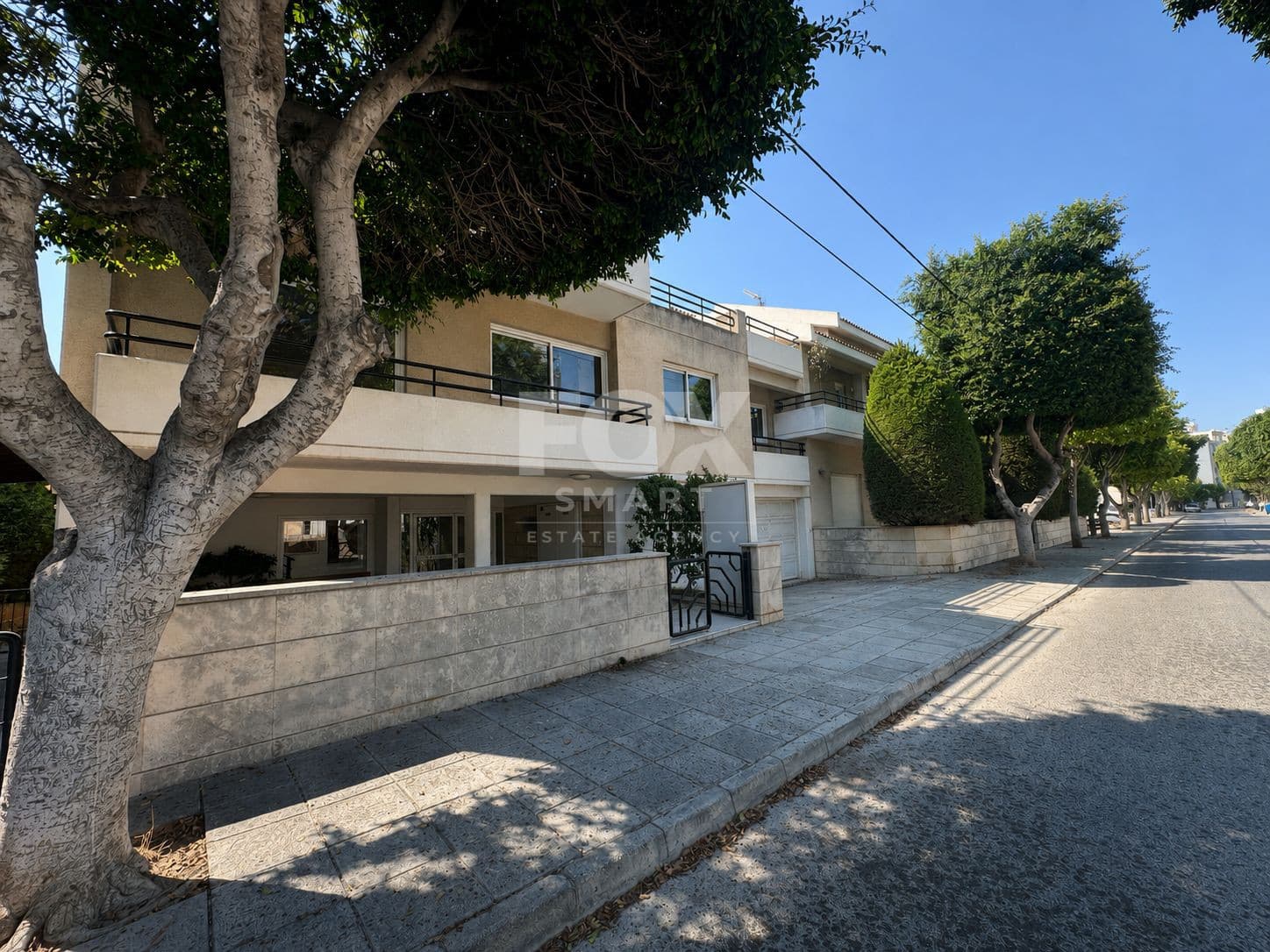 5 Bedroom Detached House for Sale in Limassol, Agios Nektarios