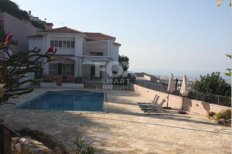 6 Bedroom Detached House for Sale in Paphos, Tala