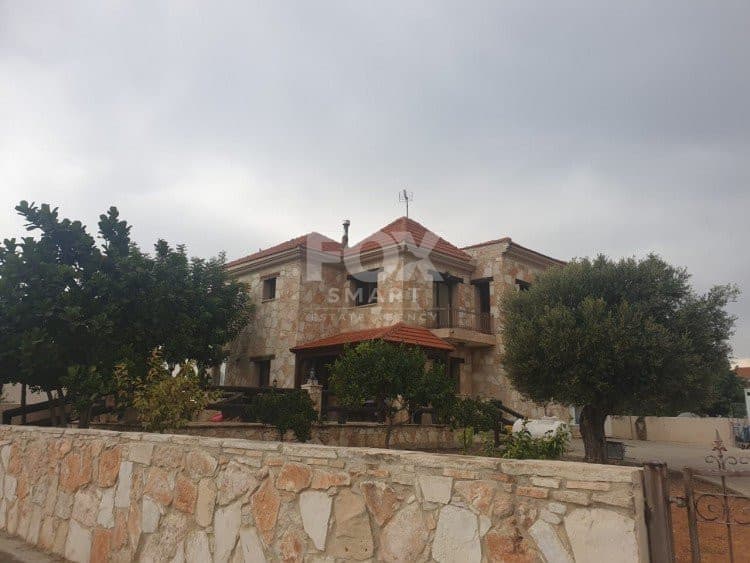 4 Bedroom Detached House for Sale in Limassol, Ypsonas