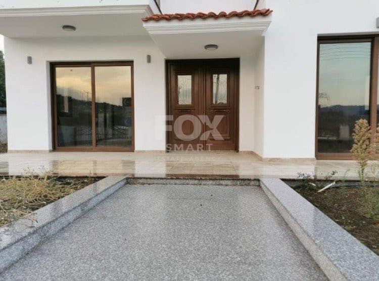 4 Bedroom Detached House for Rent in Limassol, Eptagoneia