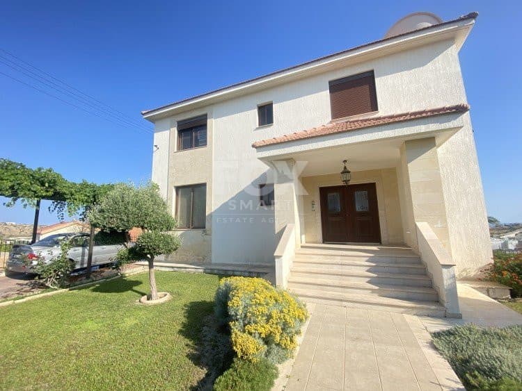 5 Bedroom Detached House for Sale in Limassol, Agios Athanasios