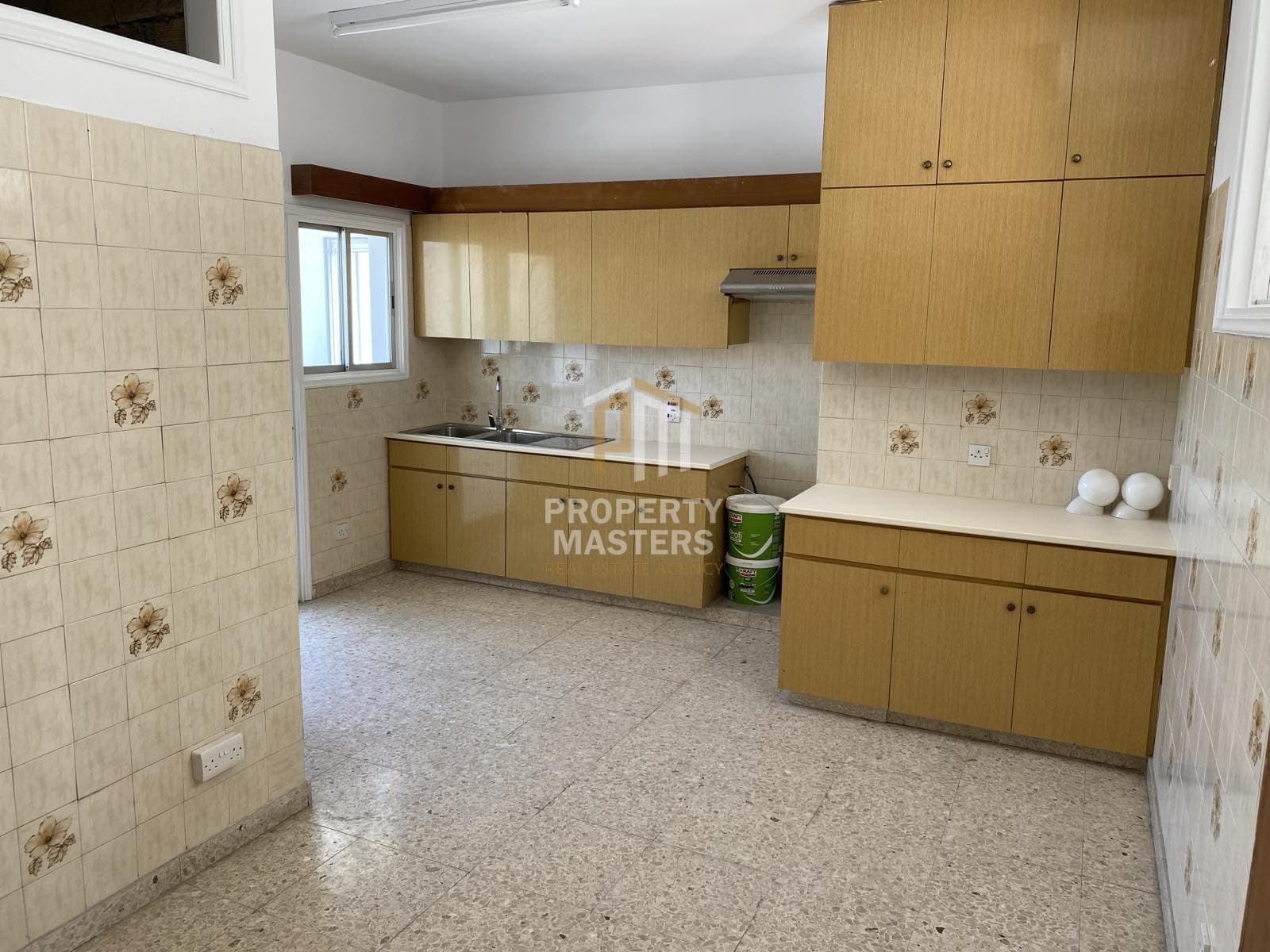 2 Bedroom  Apartment in Strovolos — Acropolis, Nicosia